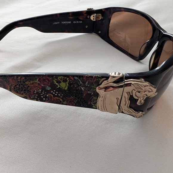 Christian Audigier Black Sunglasses with Case - Picture 3 of 8